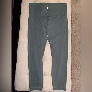 Lululemon Wunder Train High Rise 23”